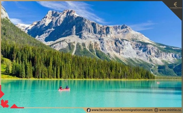 Cảnh sắc thiên nhiên tại Canada đẹp mê hoặc lòng người.